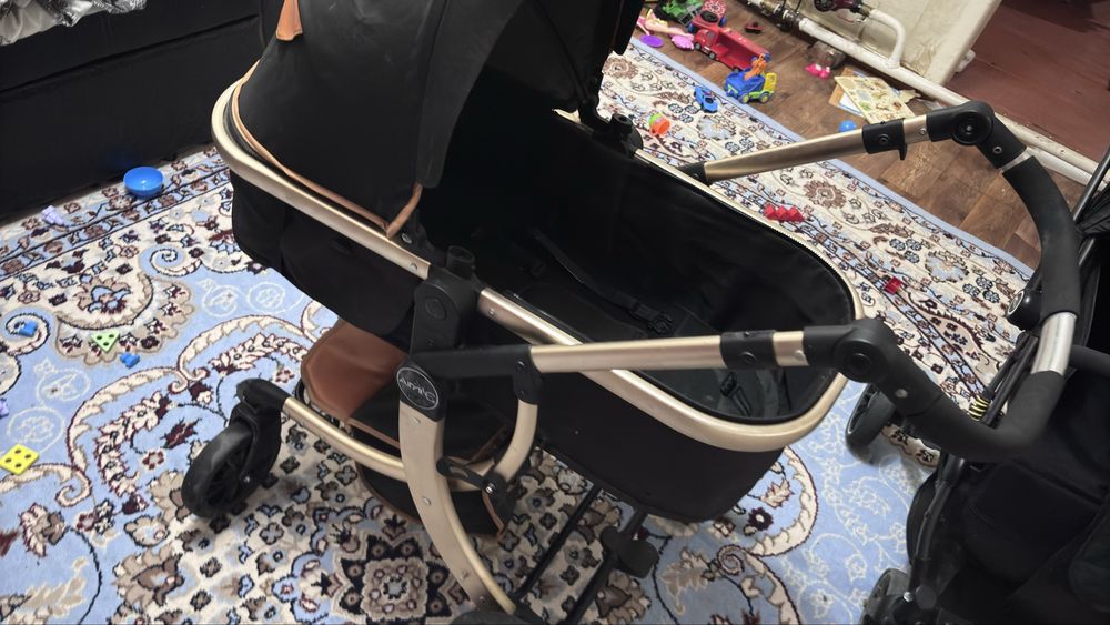 Коляска и прагулочный коляска