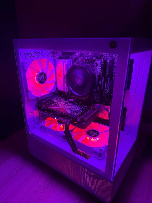 PC Gaming Ryzen 5 5600, RTX 3050 8GB 128Bit, 16GB RAM Corsair 3600MT/S