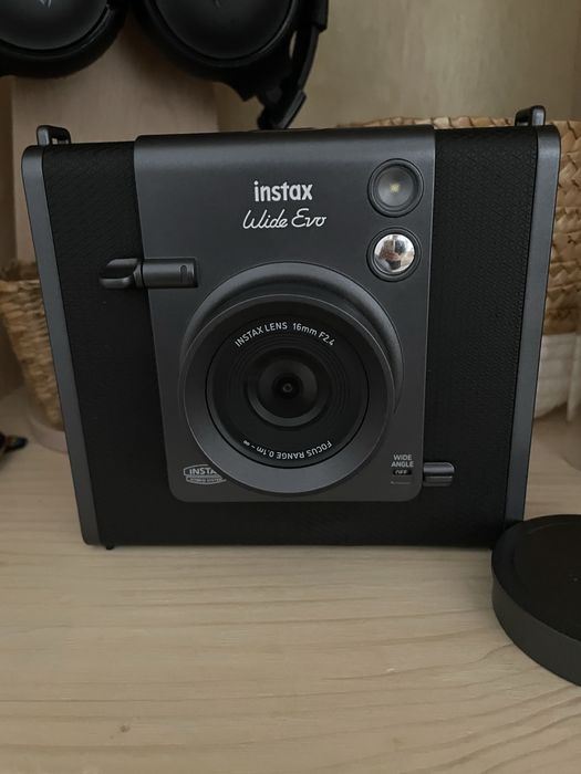 Aparat fujifilm evo wide