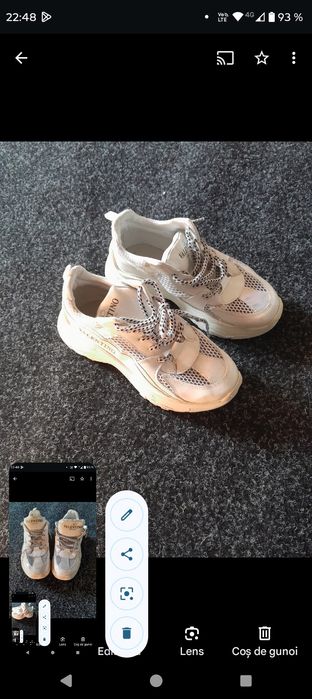 Adidași, bine întreținut, calitate superioara