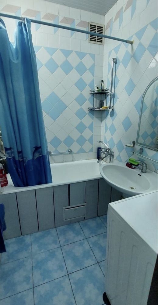 Дружба народов срочно продается