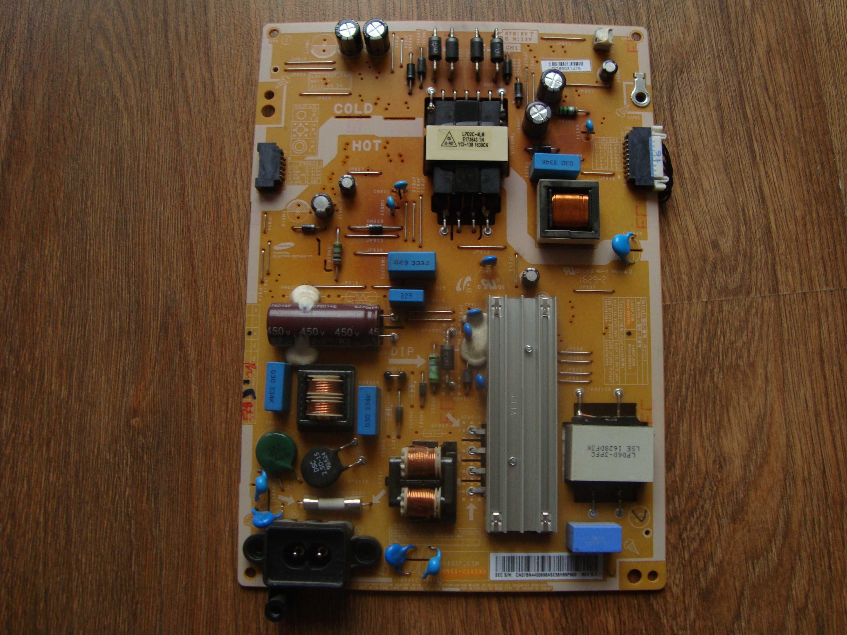 sursa - bn44 -00869a/00519b/00698a/bn94-10712a