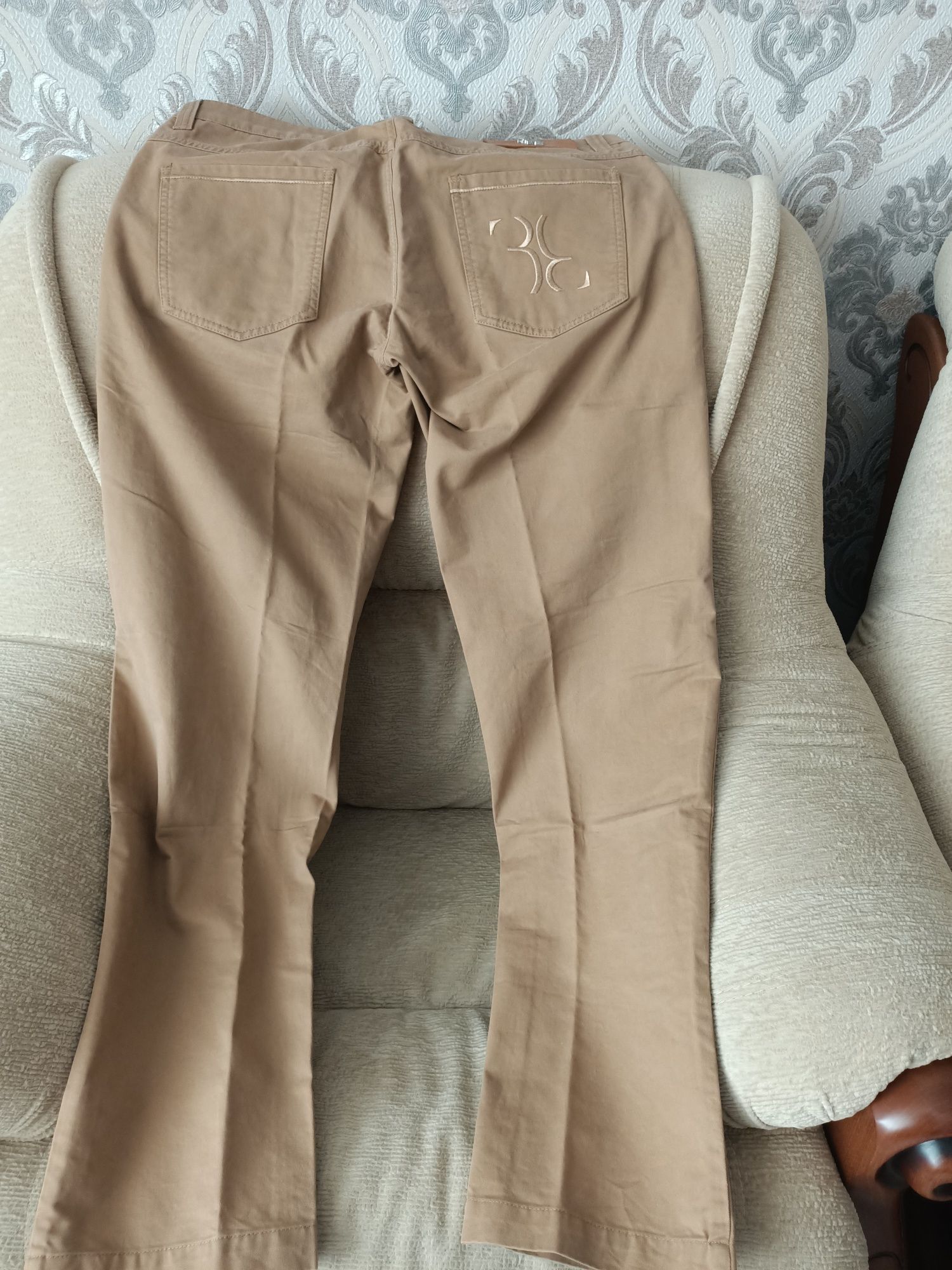 Продам новые мужские брюки 52р