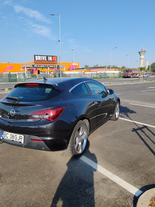 Opel Astra j GTC