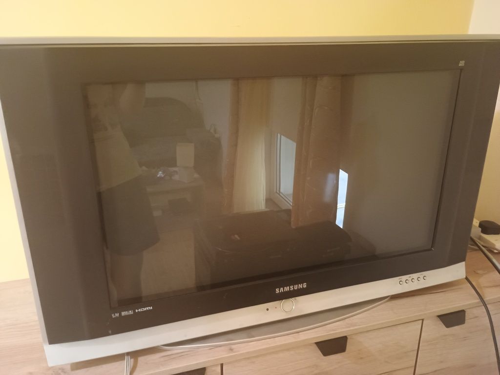 Samsung ws-32z409t hd CRT TV tub hdmi retro gaming