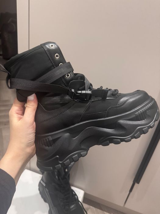 Сапоги женские спортивные ,размер 25.5 см