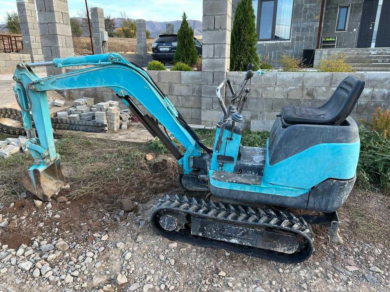 Мини-экскаватор Kobelco SK007