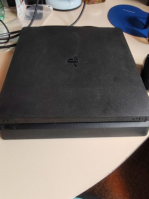 PlayStation 4 Slim