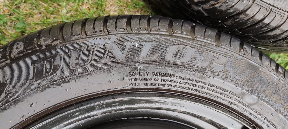 Гуми с джанти 175/60 R15 81H Dunlop 7бр.