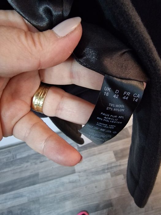 Palton elegant cu blanita