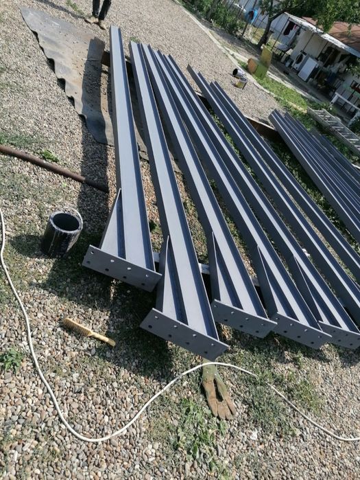 Vând 4ferme metalice la 10m din ipe160 structura 10x15