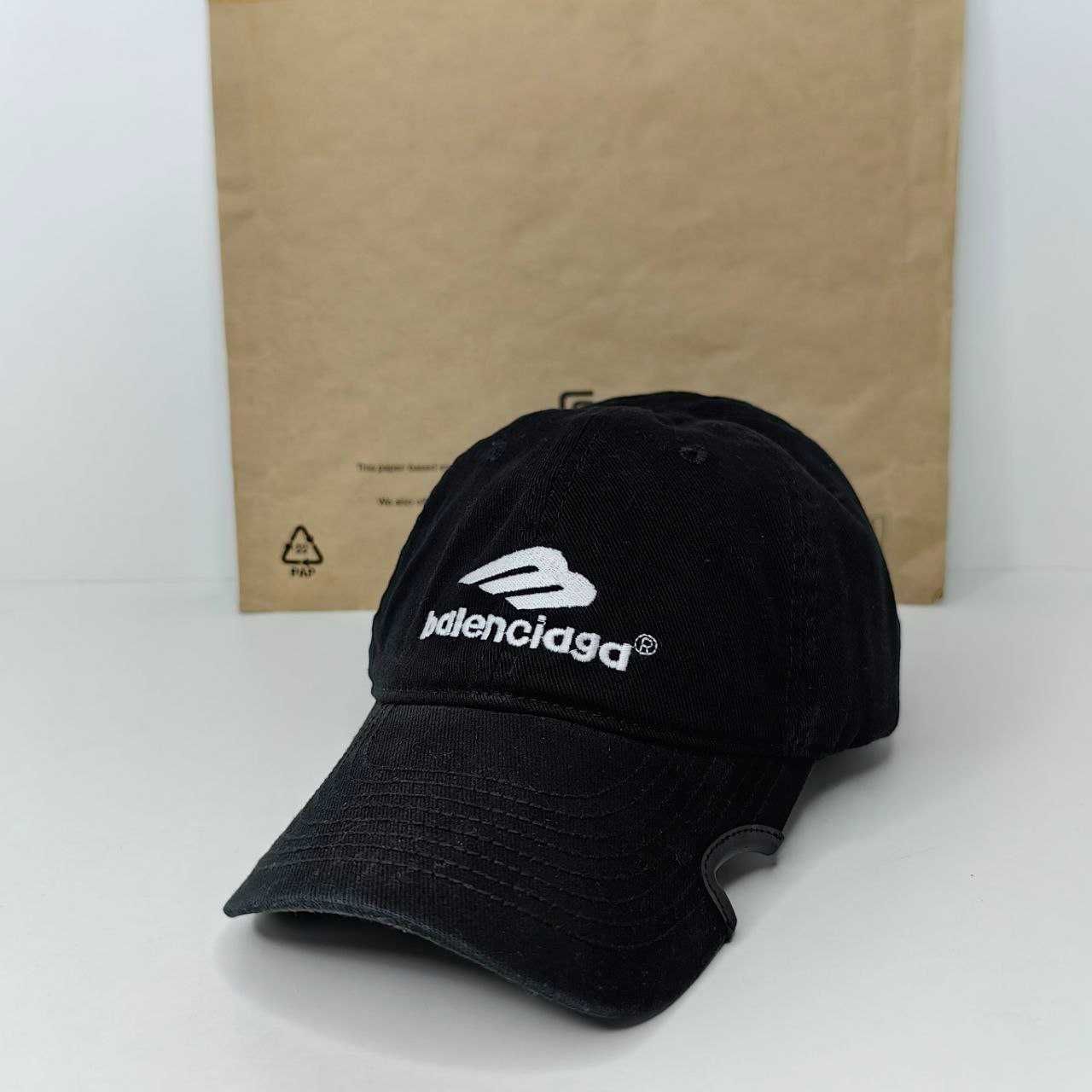 Шапка Balenciaga