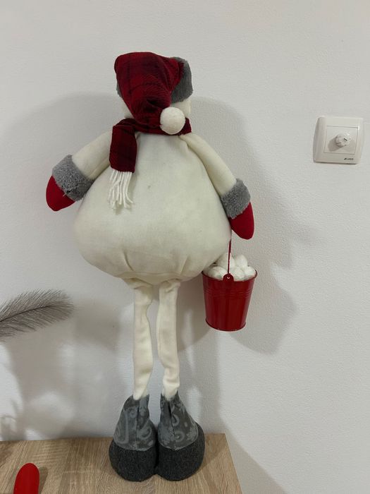 Vând figurine de Crăciun