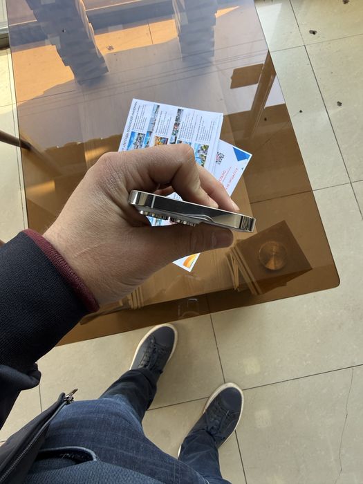 Iphone 14 pro silver srochna