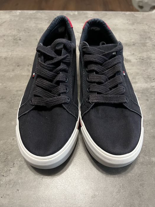 Дамски кецове Tommy Hilfiger