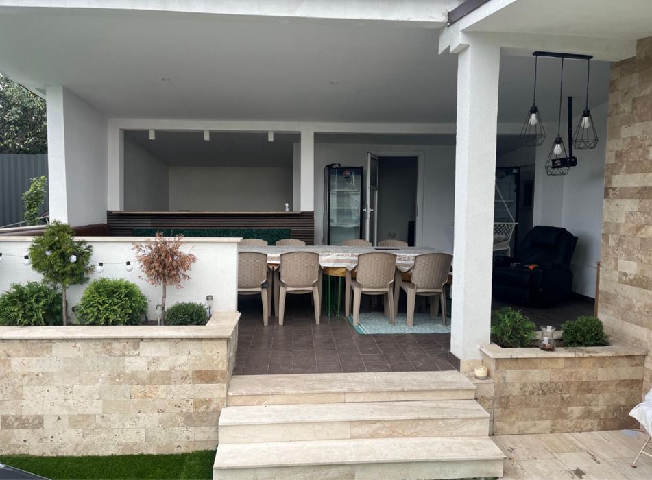 Casa de vanzare finisata si utilata