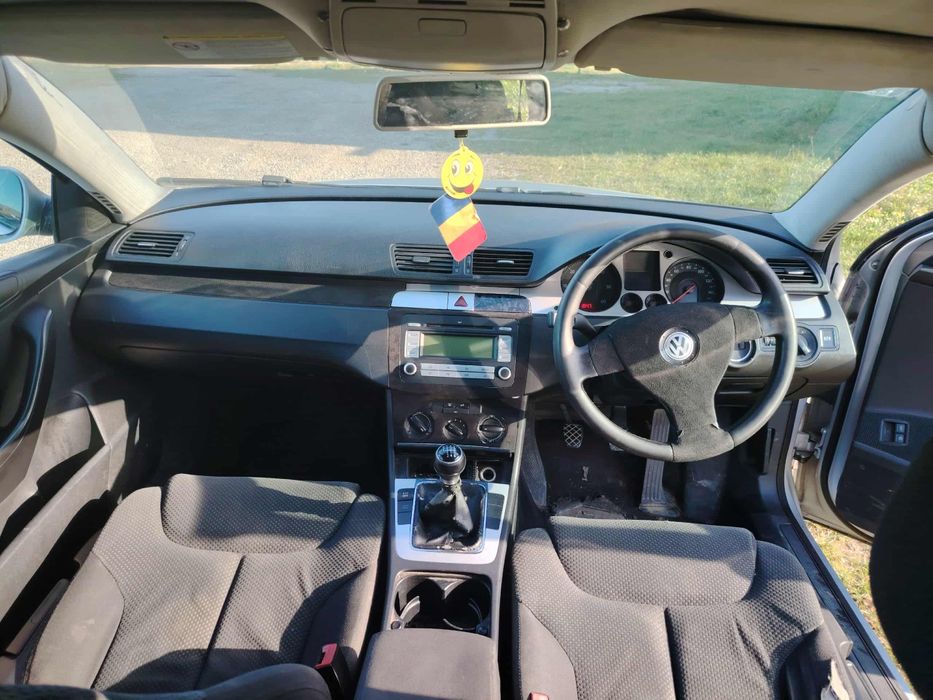 Vând pasat Berlin b6 an 2008 motor 1.9 dizel itp  deabea renoit asigur