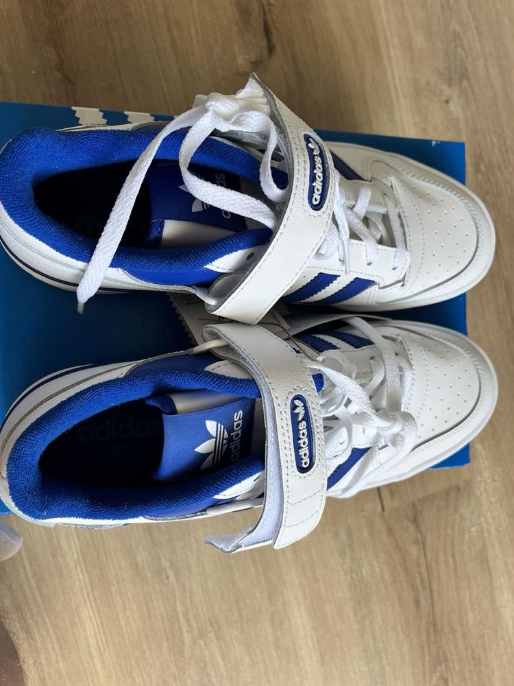 Маратонки Adidas