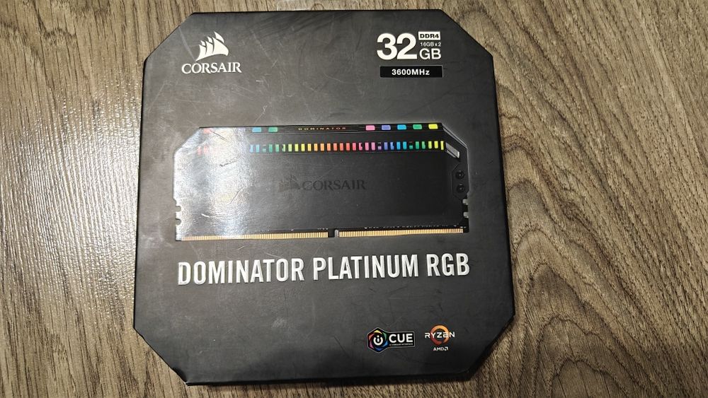 DDR4 Corsair Dominator Platinum RGB