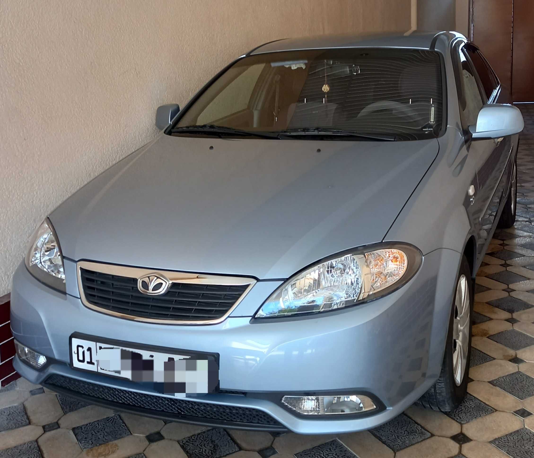 автомобиль Gentra Daewoo 1-позиция evro 2014 год