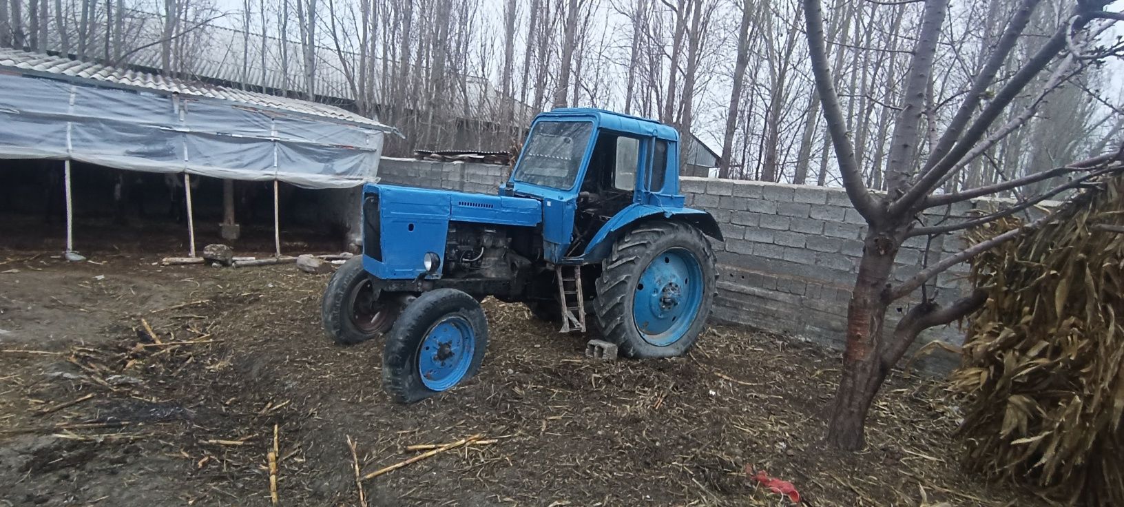 Traktor 80 sotiladi