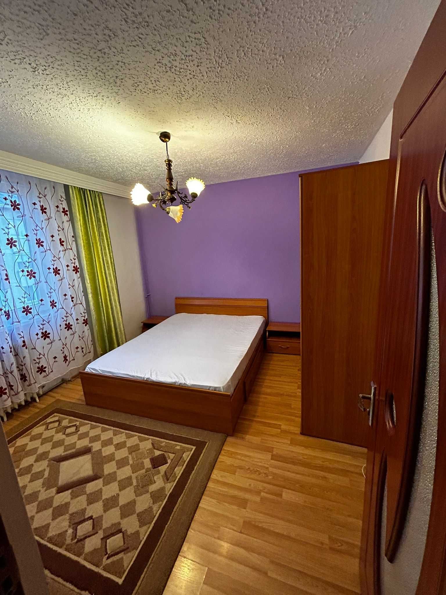 Apartament 2 camere de închiriat situat in zona centrala