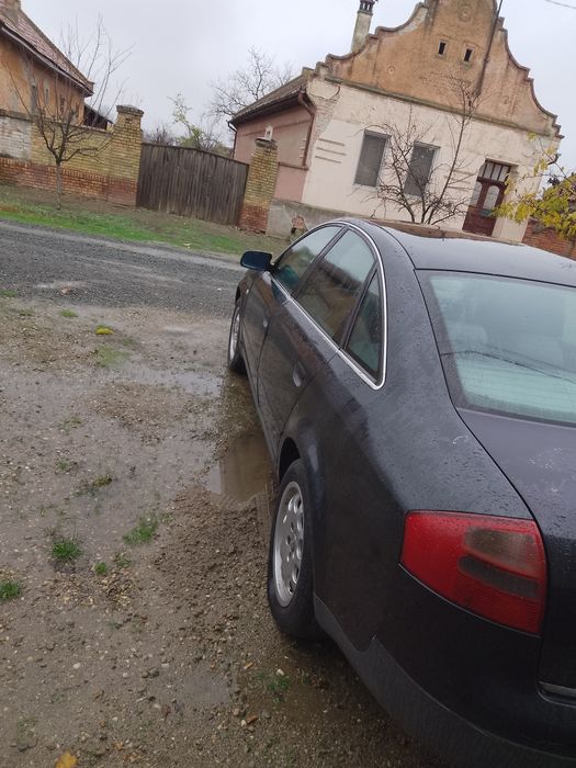 Vând audi A6 2.5