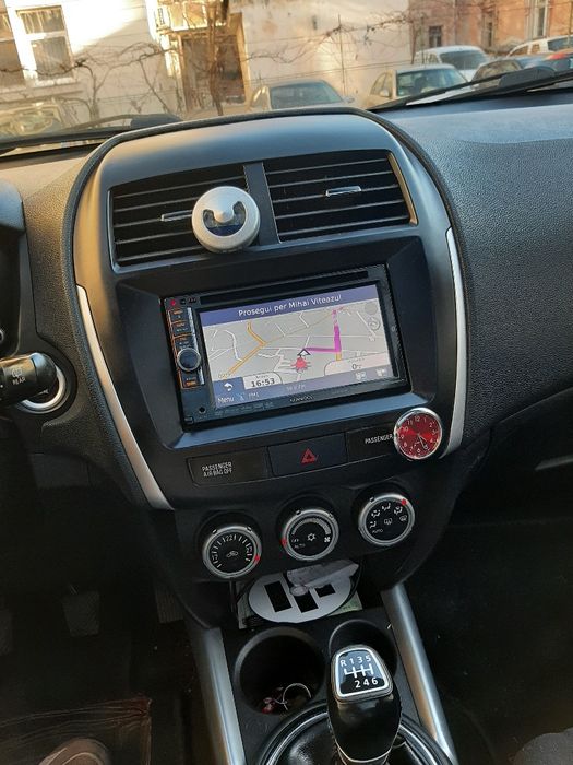 De vinzare mitsubishi asx 18tdi