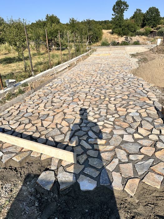 Vand si montez piatra naturala de grecia