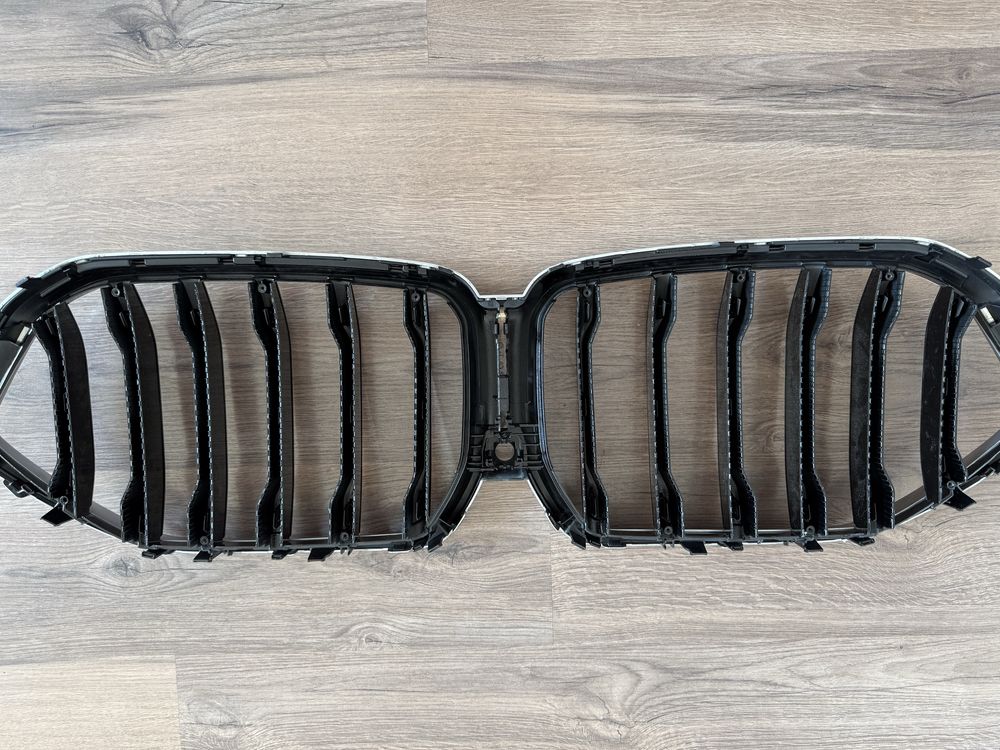Предна решетка за BMW X6 G06