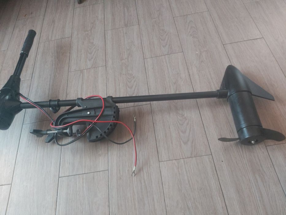Motor  electric  barcă ! Nou 1400 RON NEGOCIABIL