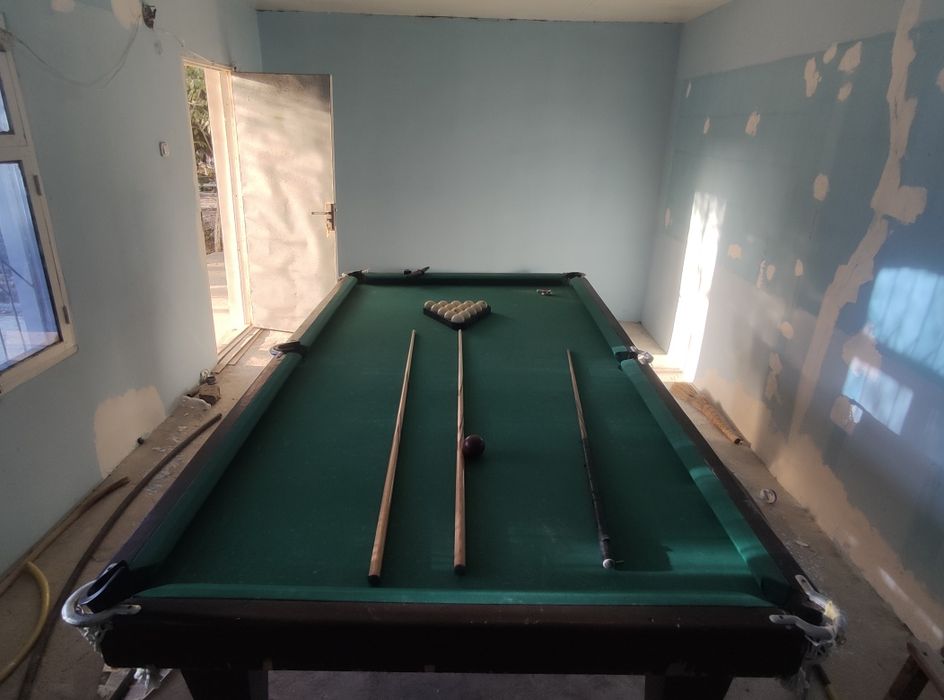 Bilyars stol holati ideal yaqinda remont bolgan