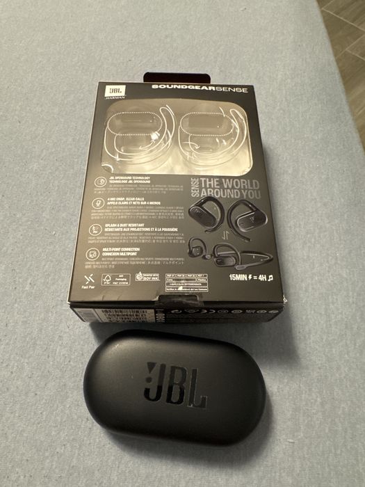 Casti JBL Soundgear Sense negre utilizate foarte putin