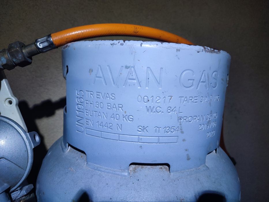 Centralina și doua butelii gaz