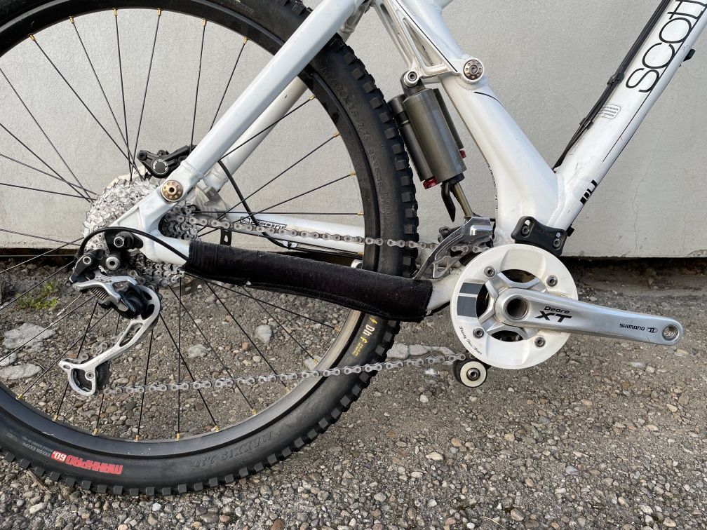 Bicicleta Scott full suspension