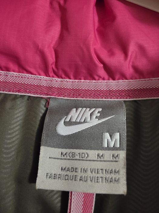 Geacă Nike nouă damă