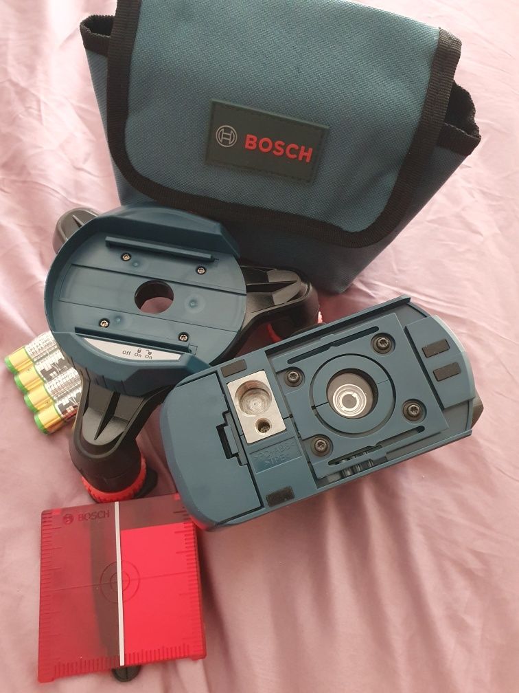 Bosch GLL 3-50 nivel laser