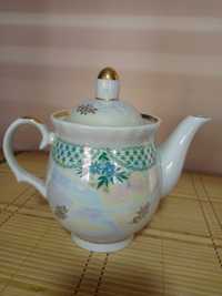 Старинный советский чайник с перламутром и орнаментом