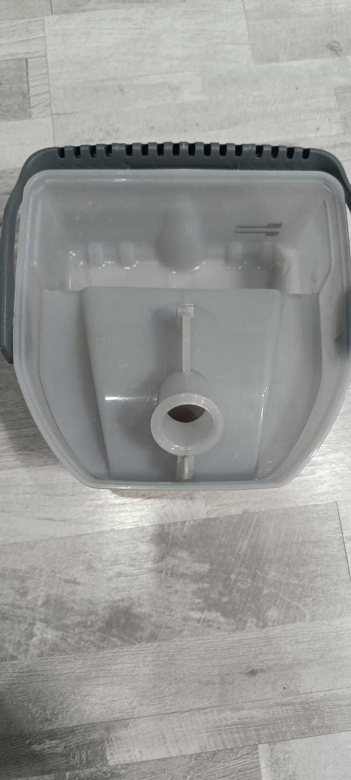 Продам мощный Пылесос с аквафильтром KARCHER DS6 Premium