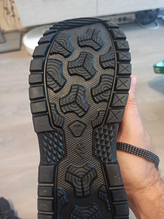 Зимни обувки Quechua waterproof