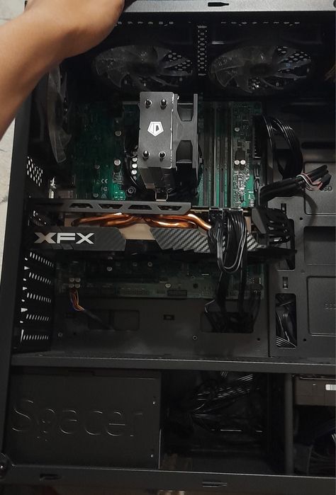 Pc gaming rx 590 8gb xfx ,i7 7700 16 gb ram ddr4