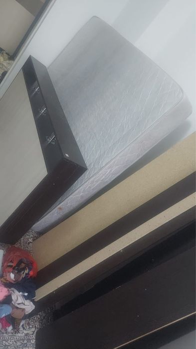 Срочно отдам кровать, надо забрать самовывозом за символическую цену