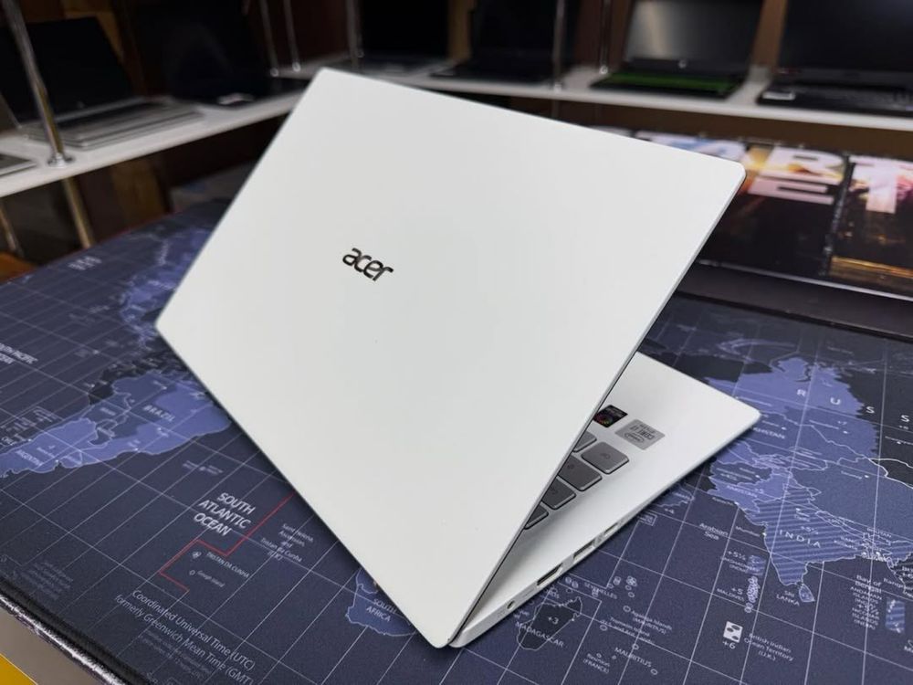 Ультрабук Acer Swift 3 Intel Core i7-1065G7/RAM 8GB/SSD 512GB