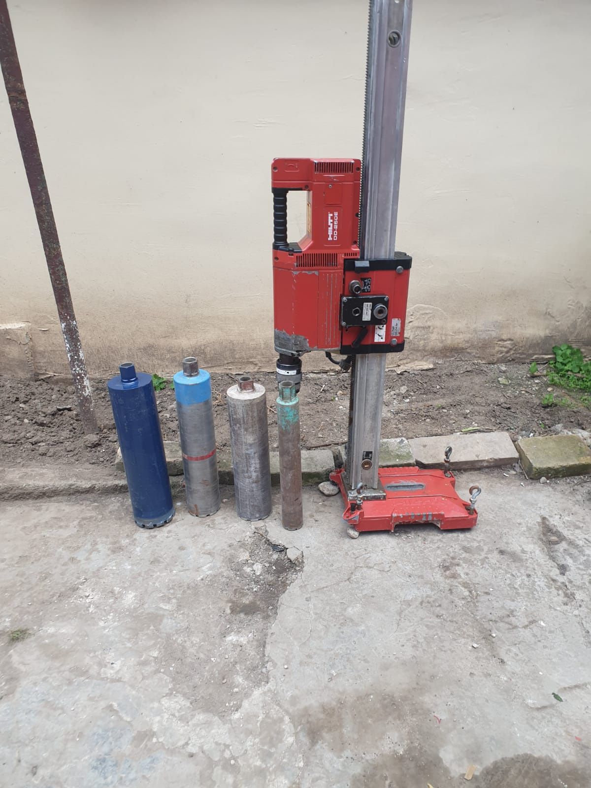 Mașină de carotat - carota Hilti  DD-250E