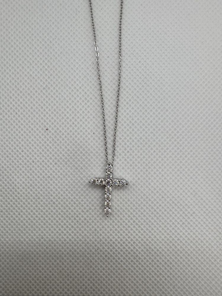Дамско кръстче с лаборатни диаманти “Moissanite”, (мойсанит), s925