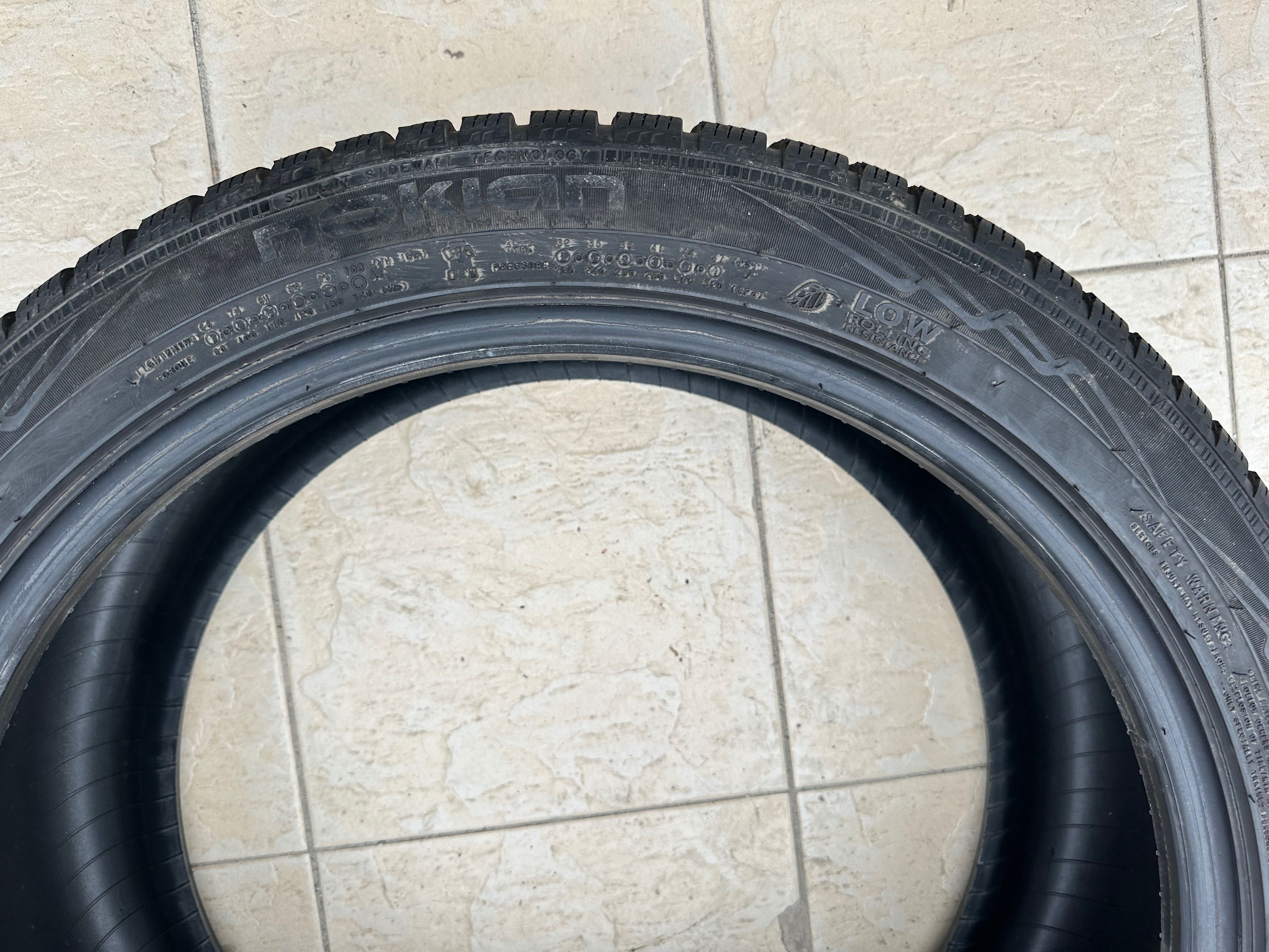 Гуми зимни гума 225/45/19” Nokian WR4