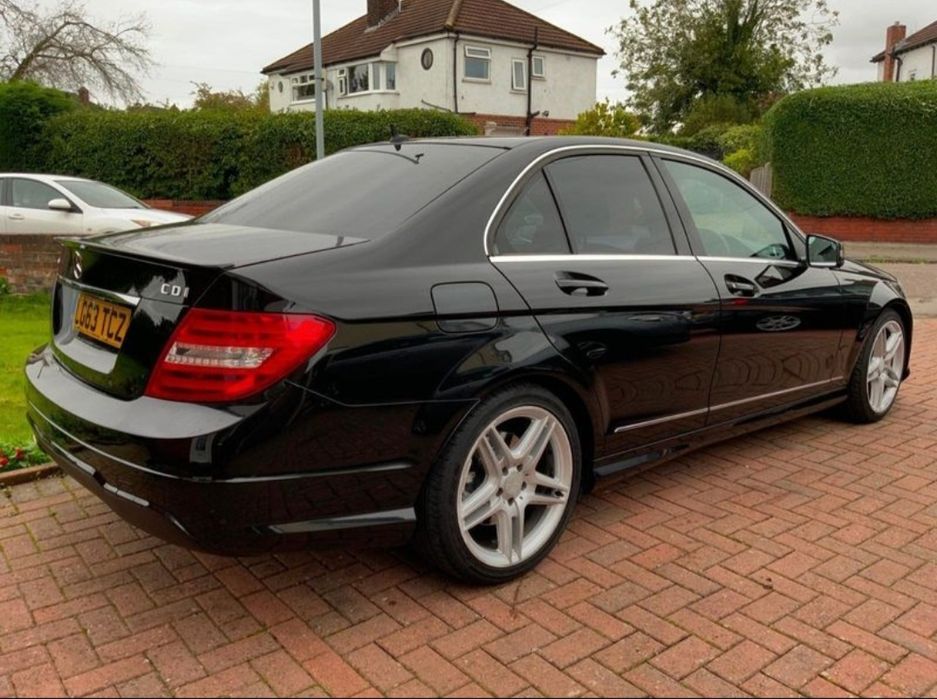 Dezmembrez Mercedes C-Class w204 OM651 2.2 170 cp