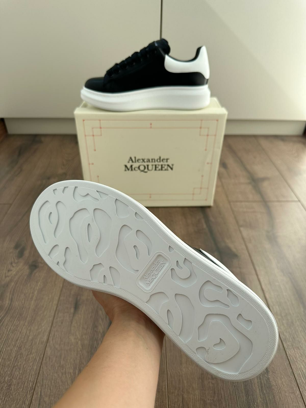 Adidasi Alexander McQueen produs PREMIUM piele naturala