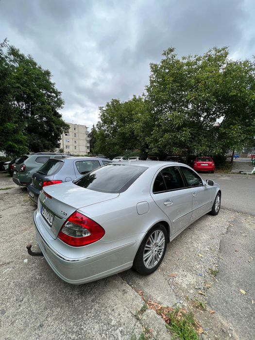 Mercedes-Benz E220 CDI