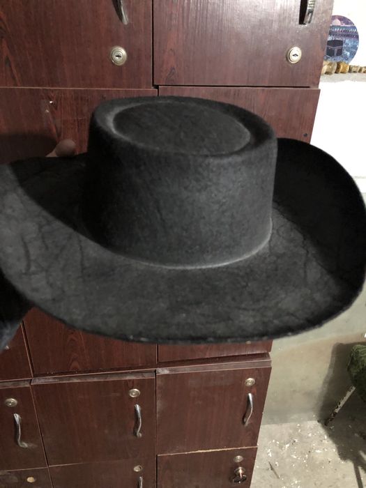 Продам детскую шляпу в хорошем состоянии